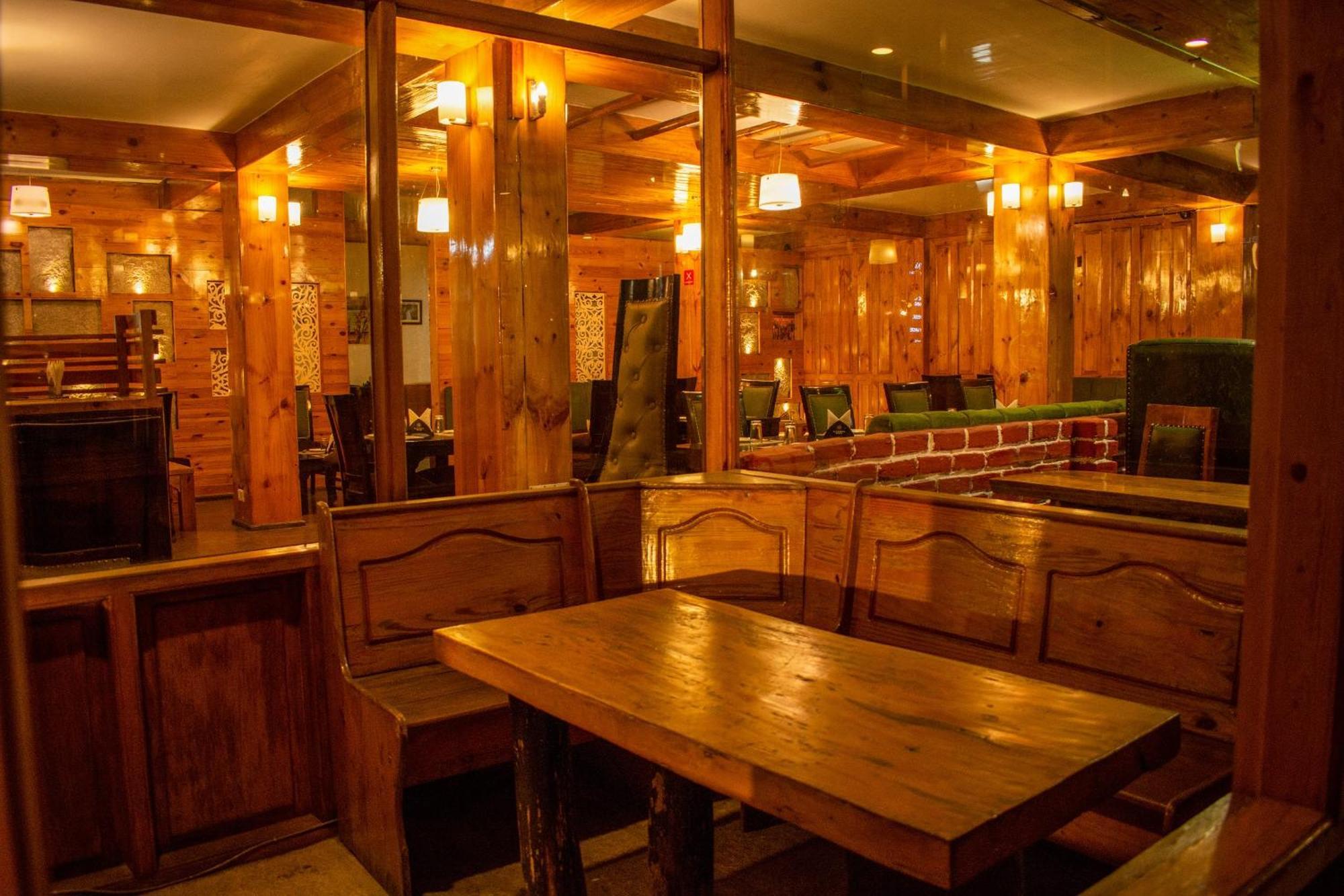 The Whispering Inn Resort And Bar Manāli Eksteriør billede