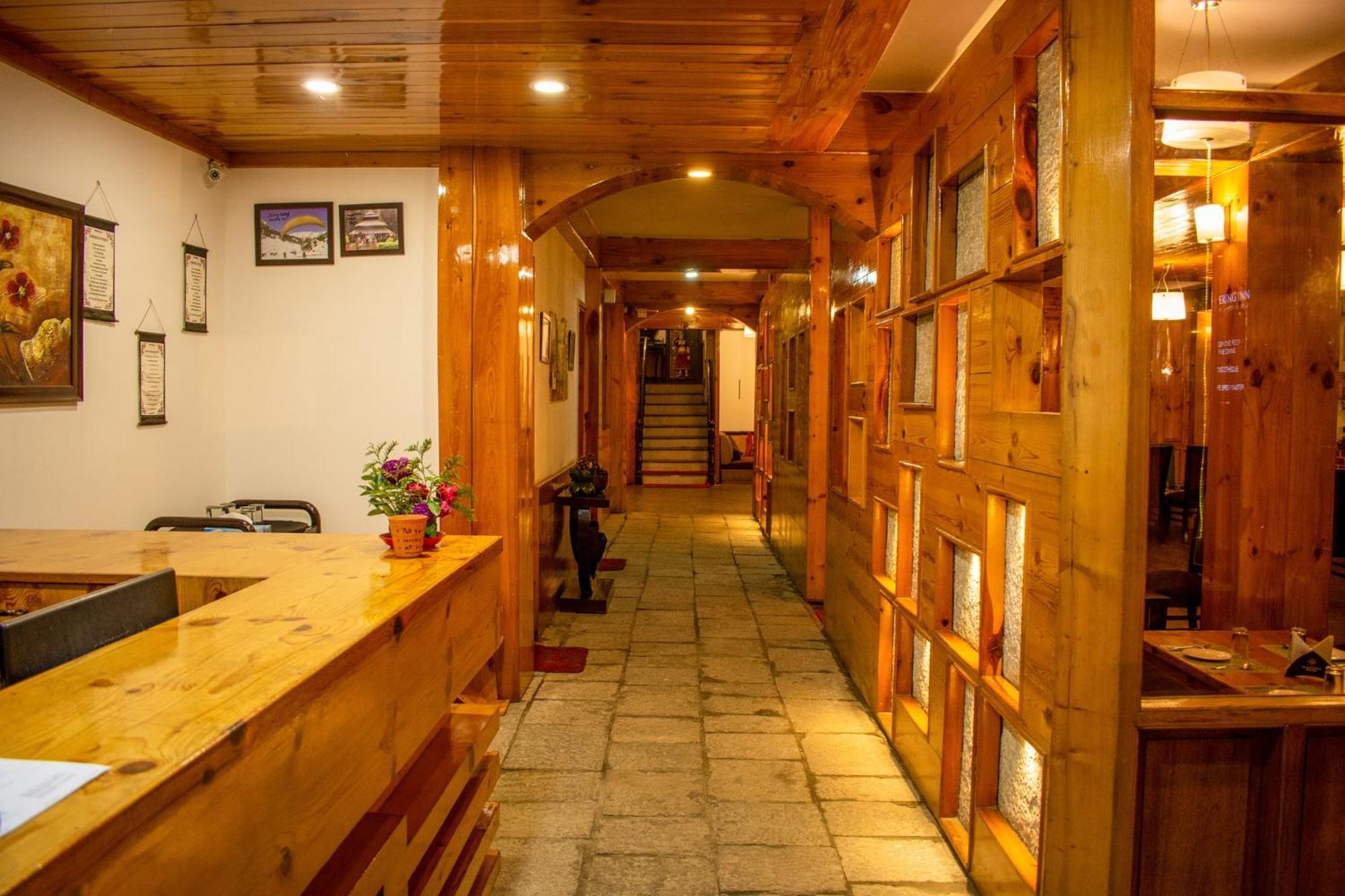 The Whispering Inn Resort And Bar Manāli Eksteriør billede